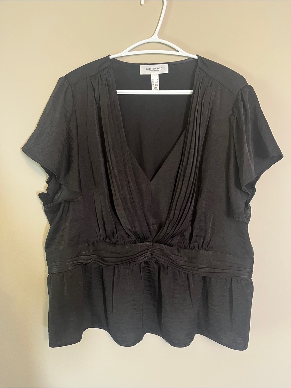 Additionelle Black V-Neck Flutter Sleeve Blouse